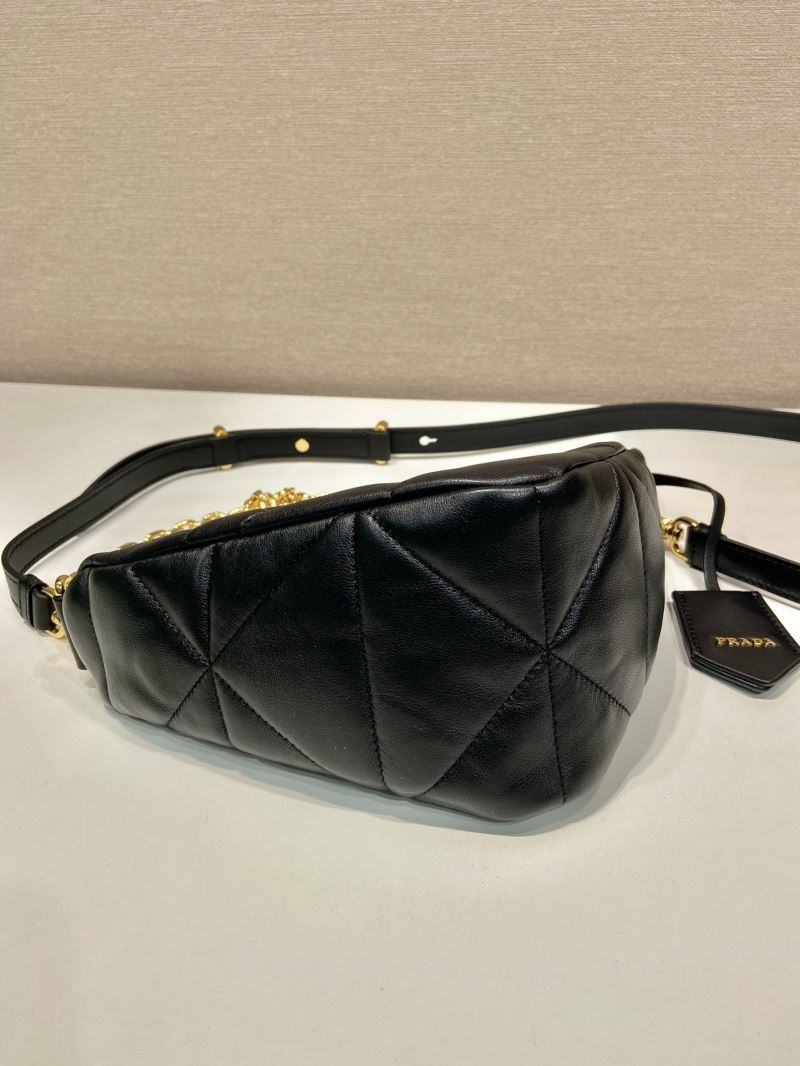 Pra*a triangle pouch